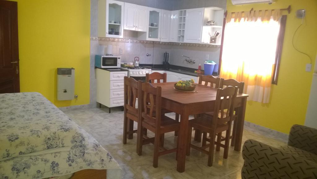 Apart Ma & Cris Termas de Rio Hondo Exterior photo